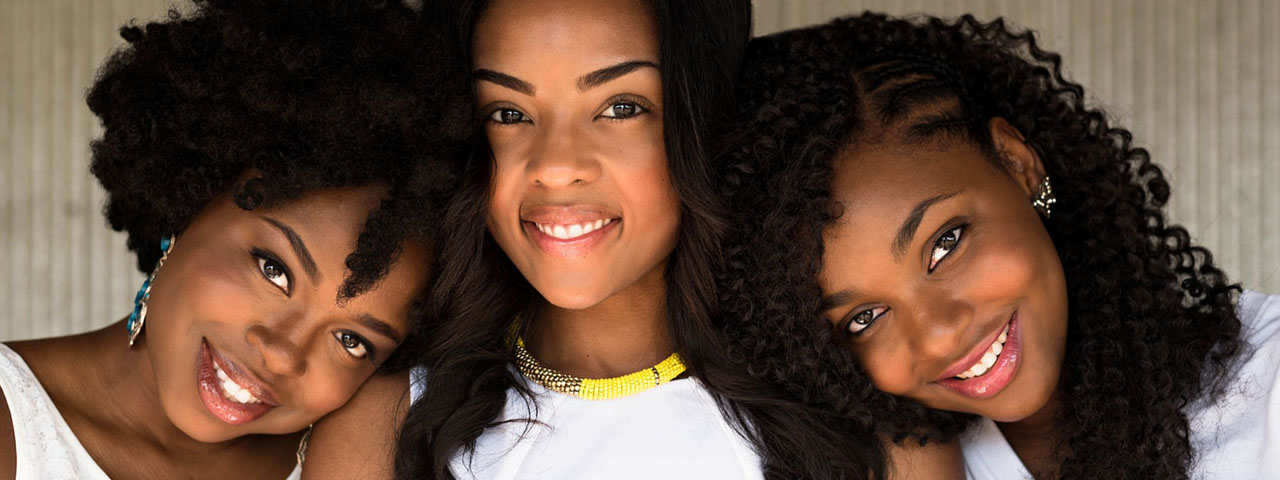 Happy African American Girlfriends 1280x480